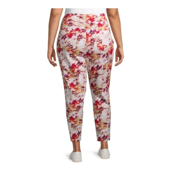 NWT Woman's Jeggings Watercolor Floral - Picture 3 of 3